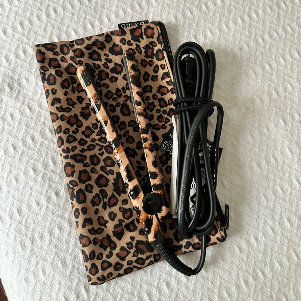 Mini flat iron